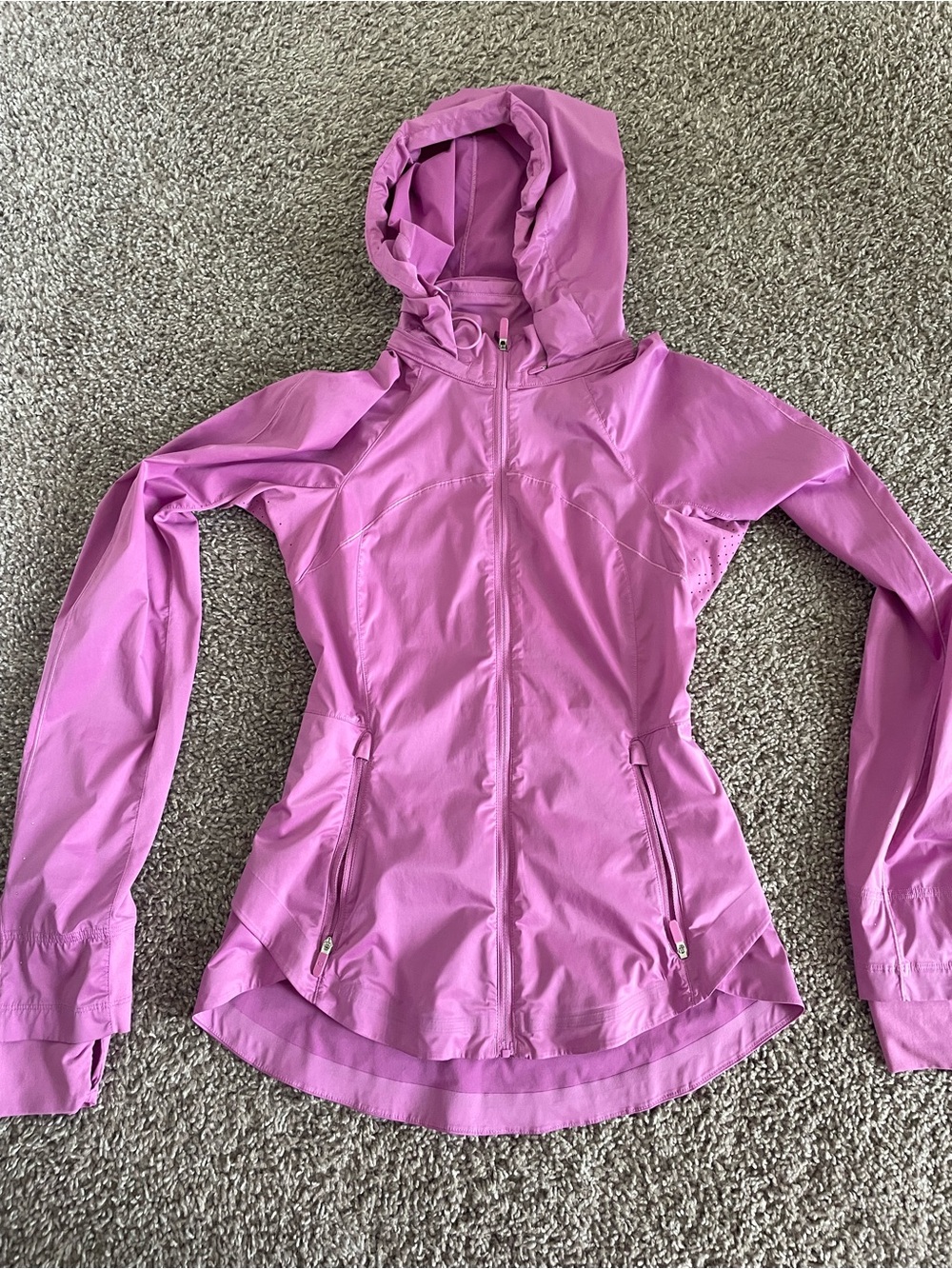 Lululemon Women's Hooded Rain Running Jacket in Lilac Pink 0